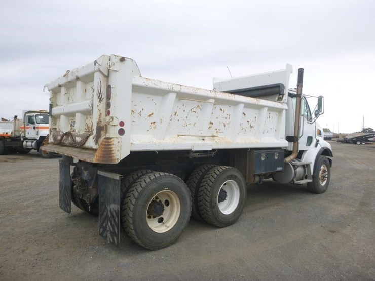 2008-sterling-lt9500-image-3