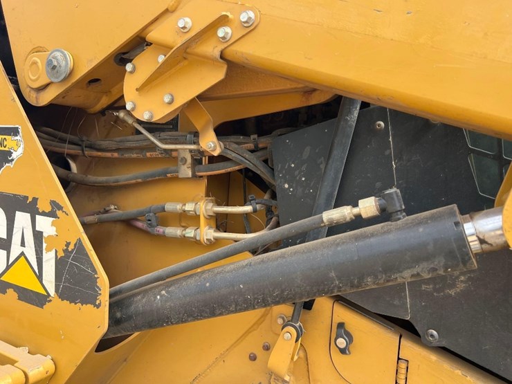 caterpillar-259d-image-14