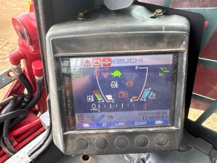 takeuchi-tl12v2-image-28