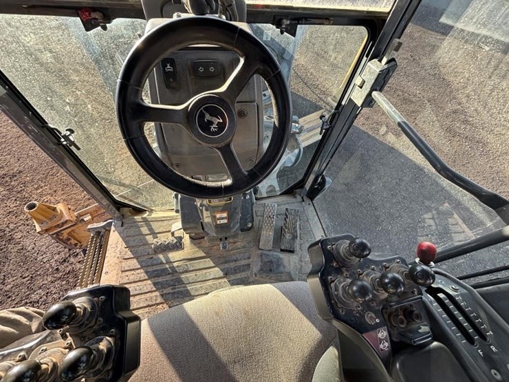 2011-deere-872gp-image-42