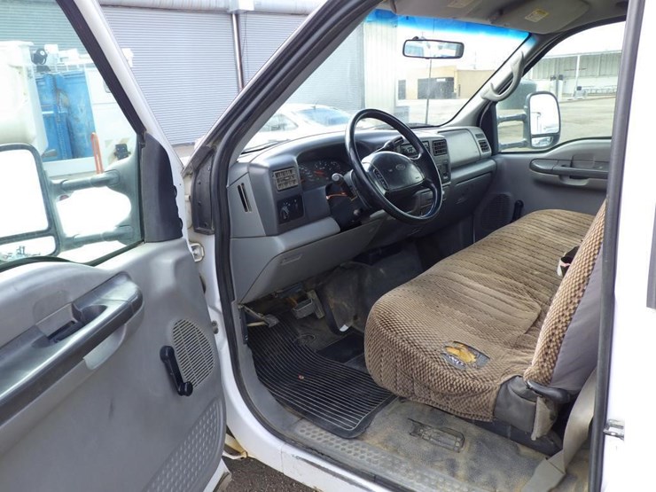 2002-ford-f350-image-5