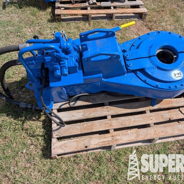 (3-45) GILL 58-93R Hyd Tubing Tong w/ 2-38" to 2-7