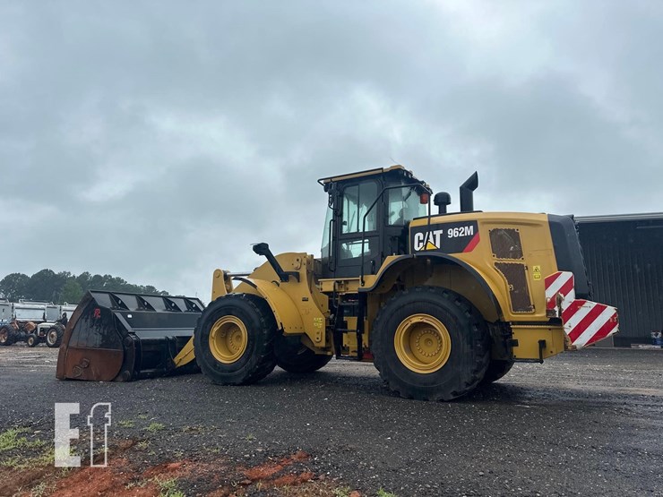 2020-caterpillar-962m-image-4