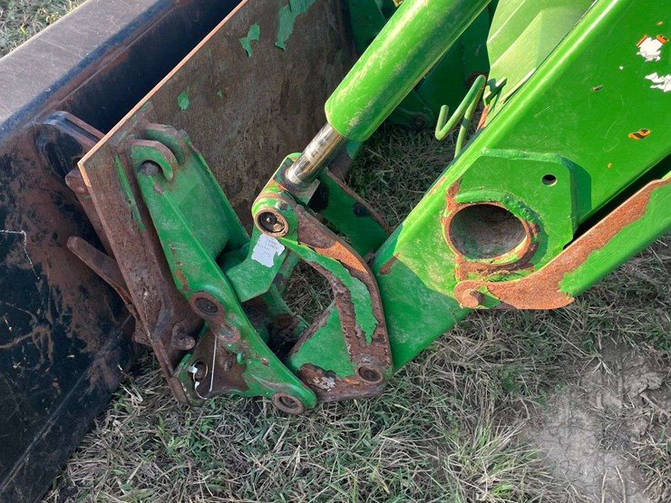2018-john-deere-5055e-image-26