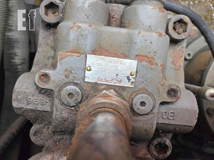 2006-hitachi-zx650-lc-3-image-8