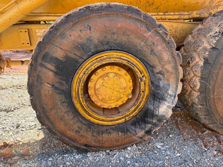 1997-caterpillar-d300e-image-10