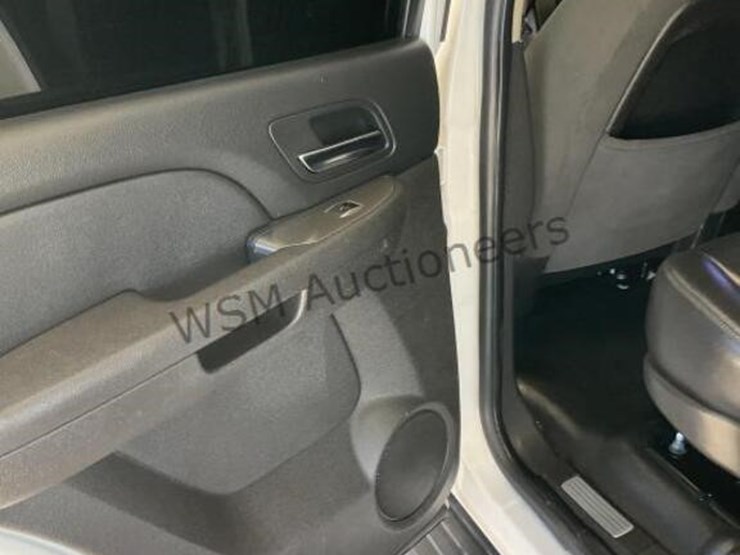 2007-chevrolet-tahoe-image-28