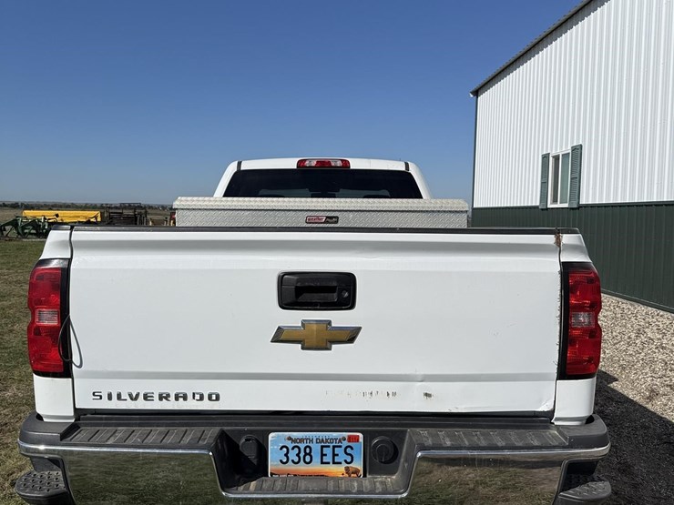 2017-chevrolet-silverado-2500hd-image-5