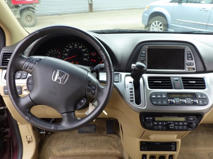 2010-honda-odyssey-image-10