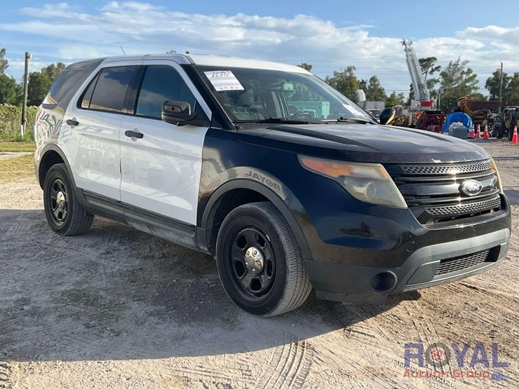 2015-ford-explorer-image-2