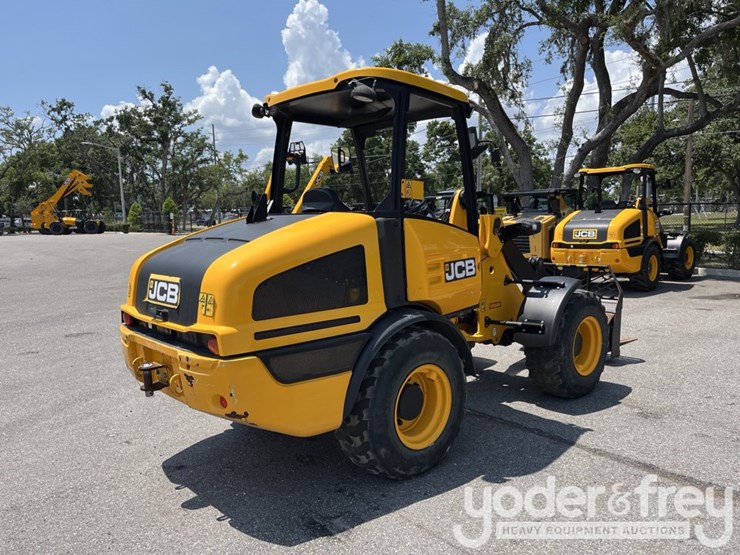 2023-jcb-407-image-3
