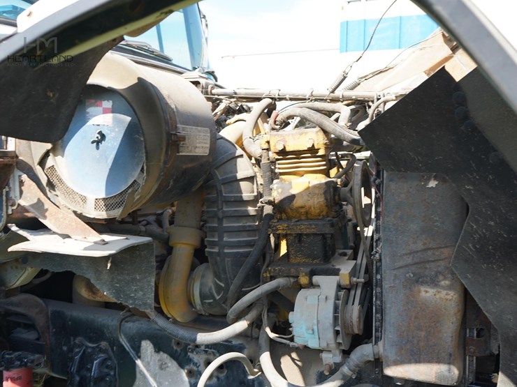 1987-ford-l9000-image-15