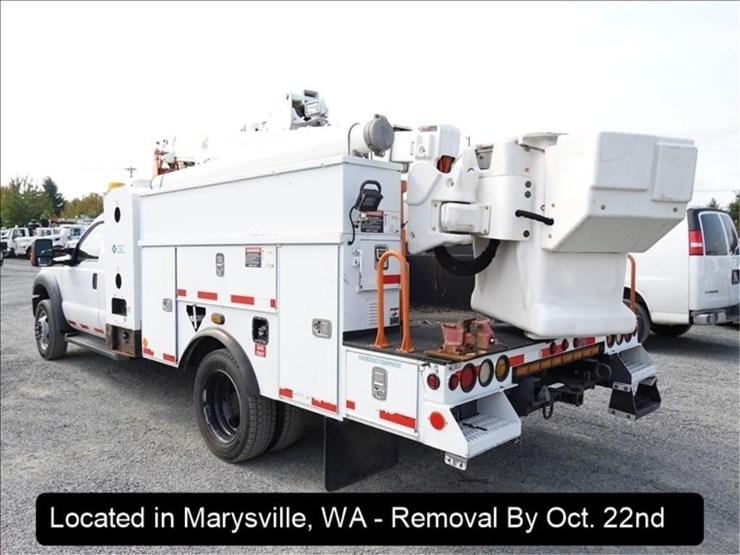 2014-ford-f550-image-26