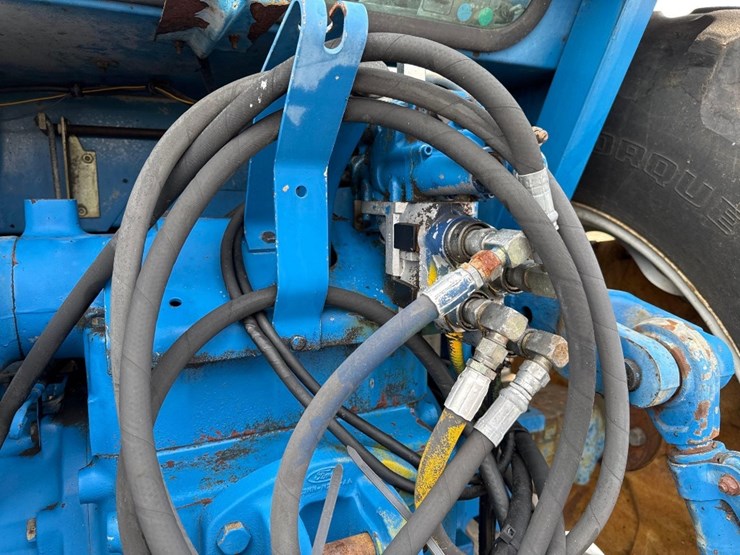 ford-8530-image-15