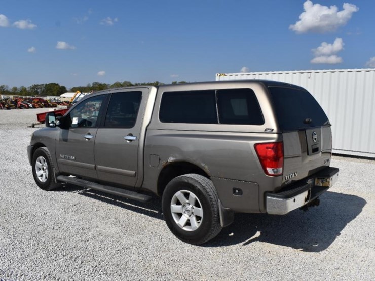 2006-nissan-titan-image-2