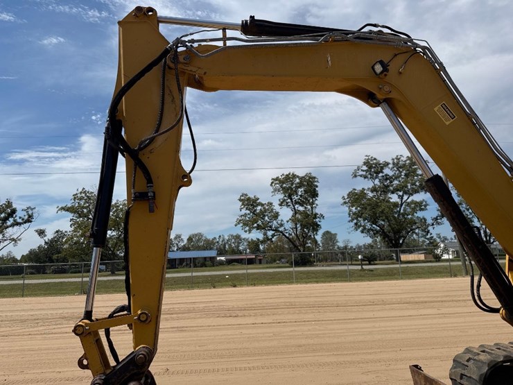 2014-caterpillar-308e2-cr-image-23