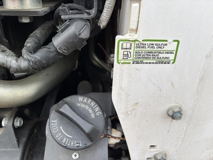 2021-bobcat-t770-image-38