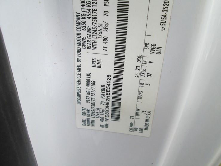 2017-ford-f350-xl-image-35