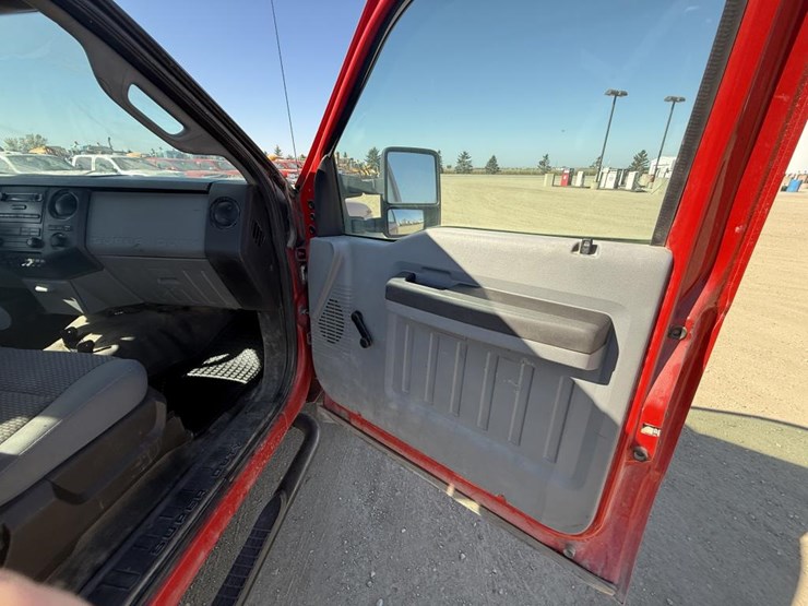 2011-ford-f450-xl-image-53