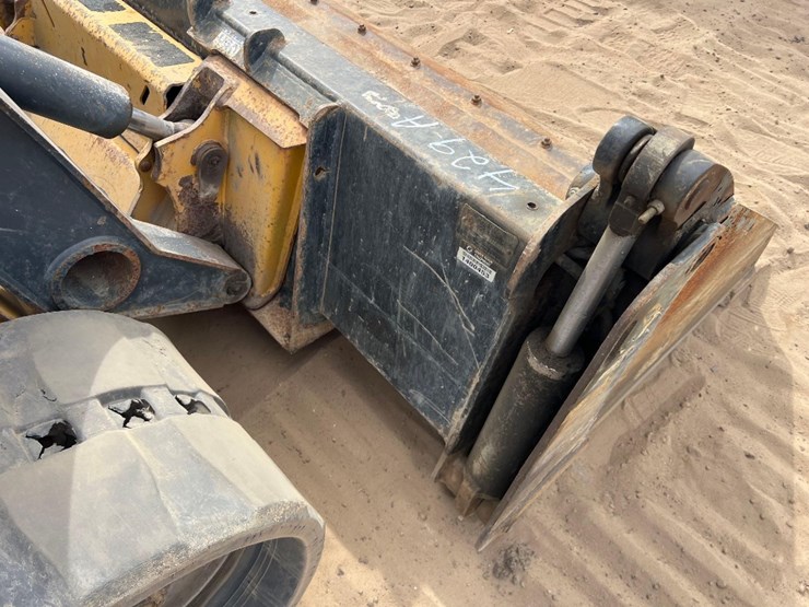 deere-325g-image-20