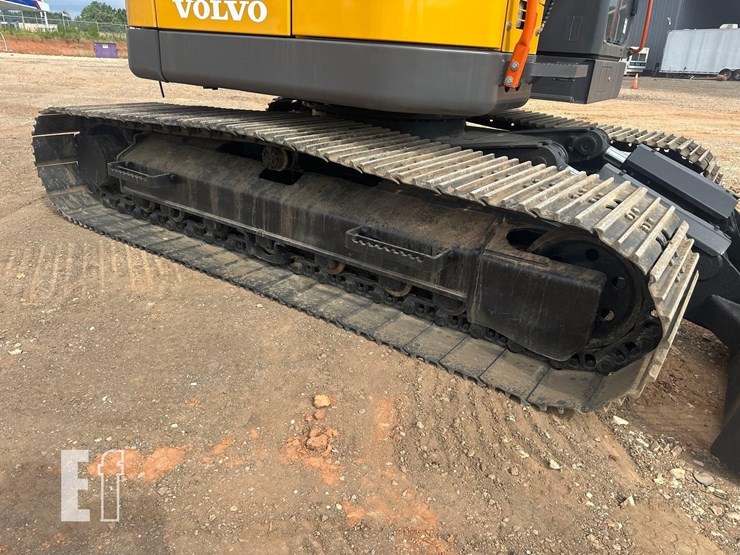 2021-volvo-ecr145el-image-18