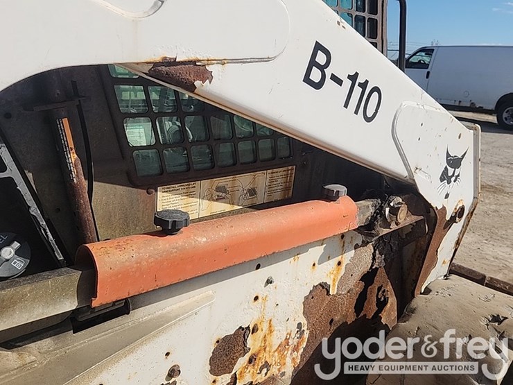 2008-bobcat-s250-image-21
