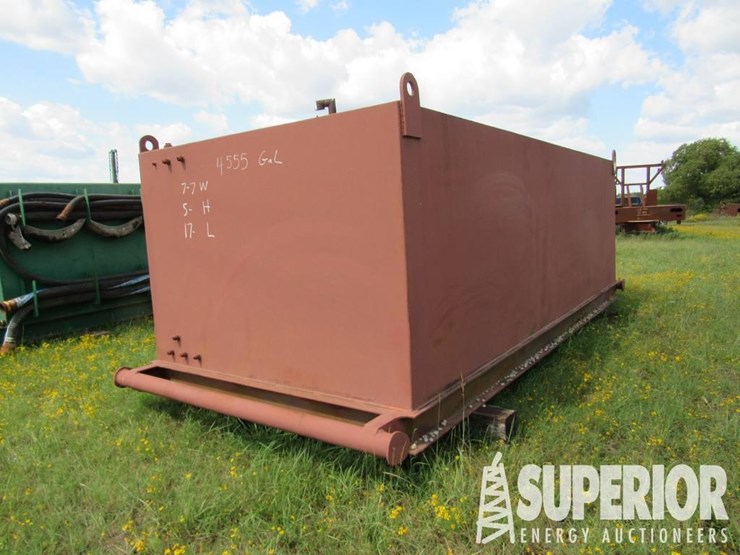 (1-23)-5'h-x-7'3"w-x-17'l-4500-gal-enclosed-tank,-image-2