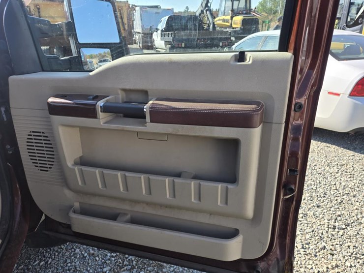 2008-ford-f350-image-31
