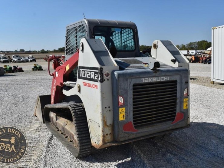 2020-takeuchi-tl12r2-image-16