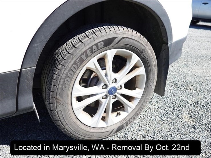 2019-ford-escape-se-image-17