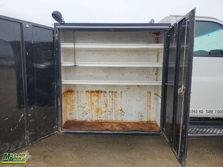 2005-gmc-topkick-c5500-image-23