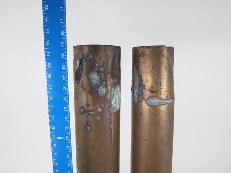 #25-•-#4240-•-(2)-1945-naval-5-inch-mark-v-shell-casings.-dimensions:-26.5"-h-x-6"-diameter-image-2