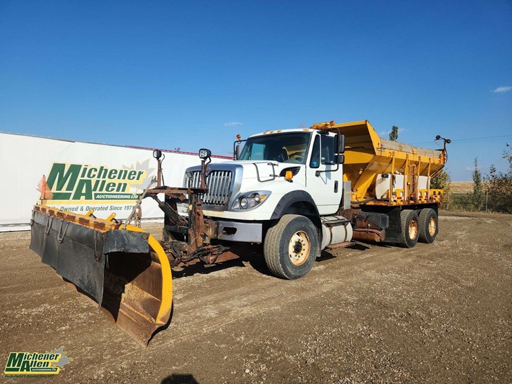 2016-international-workstar-7600-image-1
