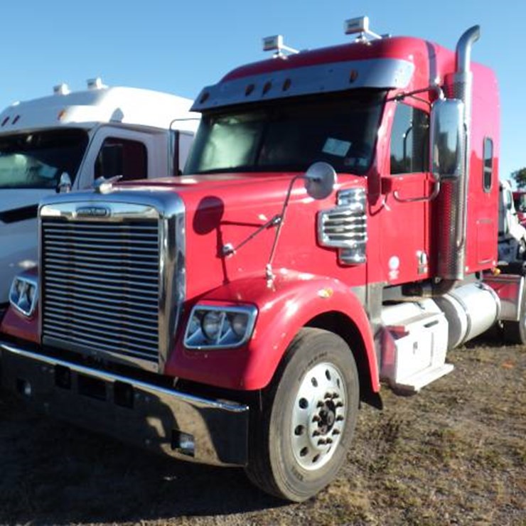2019 FREIGHTLINER Coronado 122SD