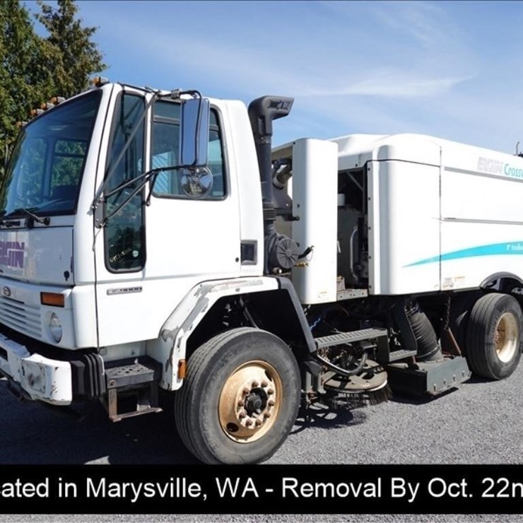 2002 STERLING SC8000