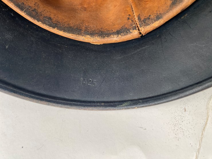 #82-•-#4354-•-wwii-german-m42-steel-combat-helmet-image-6