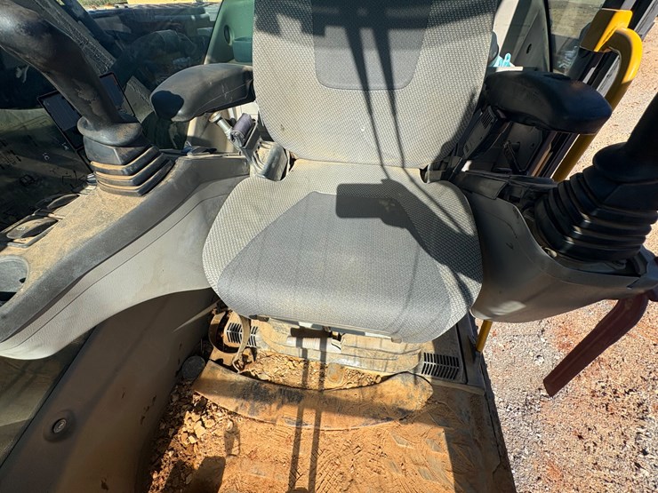 volvo-ec210cl-image-23