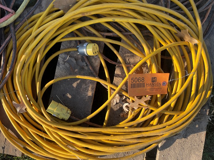 #5068-•-pallet-of-extension-cords-image-13