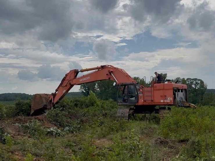 2006-hitachi-zx650-lc-3-image-4