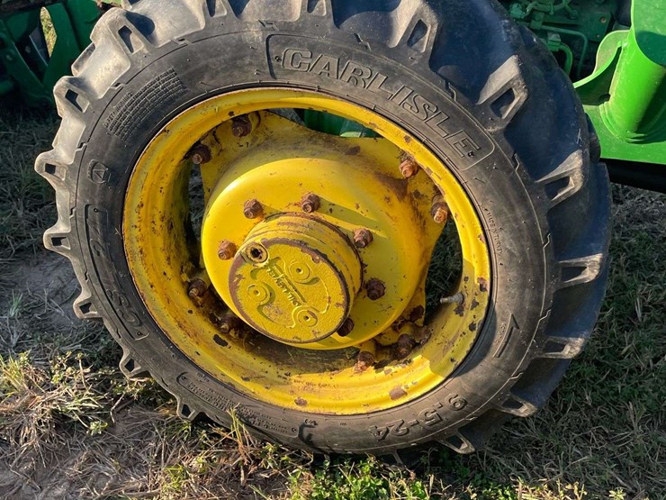 2018-john-deere-5055e-image-28