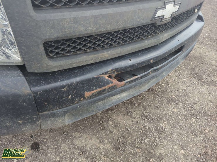 2012-chevrolet-silverado-1500-image-42