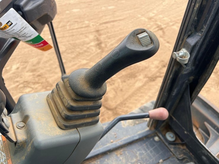 2019-bobcat-e50-image-33