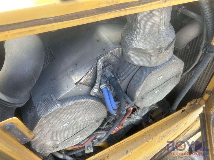2017-caterpillar-d6t-lgp-image-41