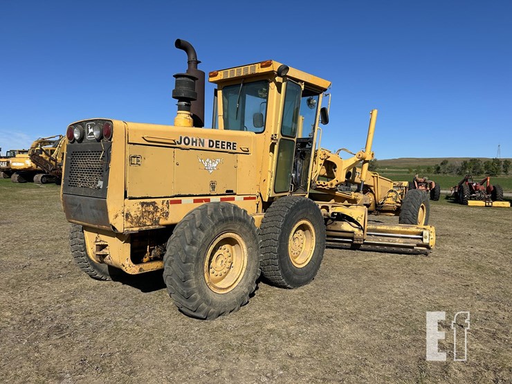 deere-772a-image-5