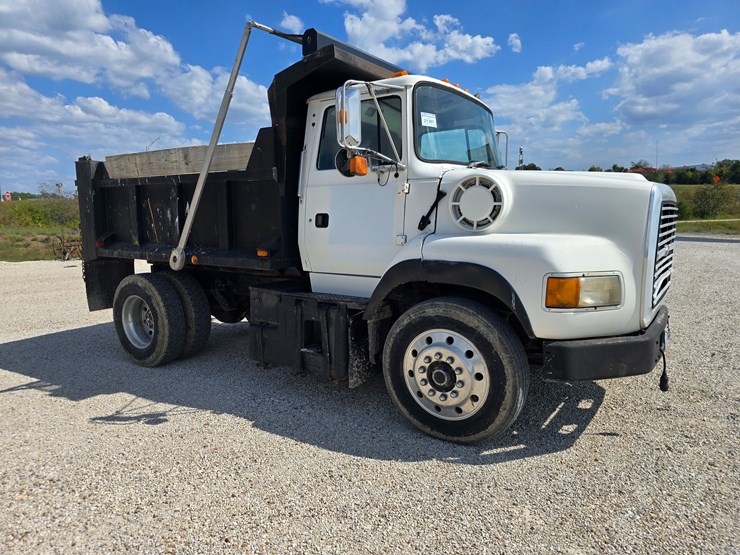 1994-ford-lta9000-image-38