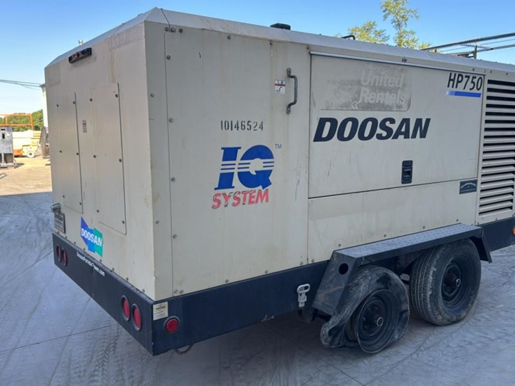 #146-•-2013-doosan-portable-air-compressor-image-5