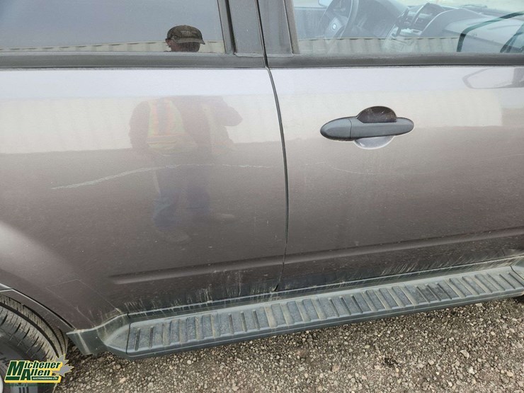 2009-ford-escape-image-43
