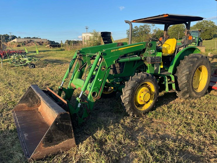 2018-john-deere-5055e-image-3