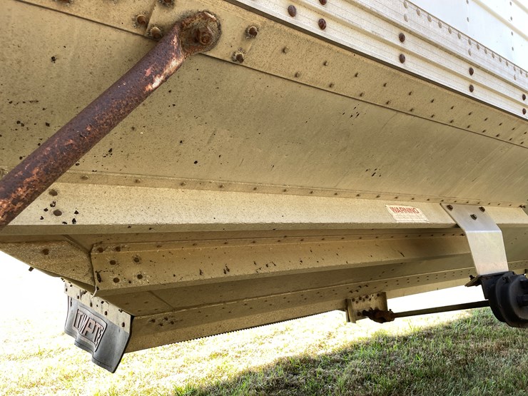 timpte-42'-hopper-image-15