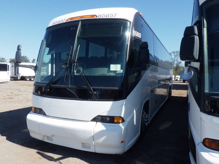 2011-mci-j4500-image-1
